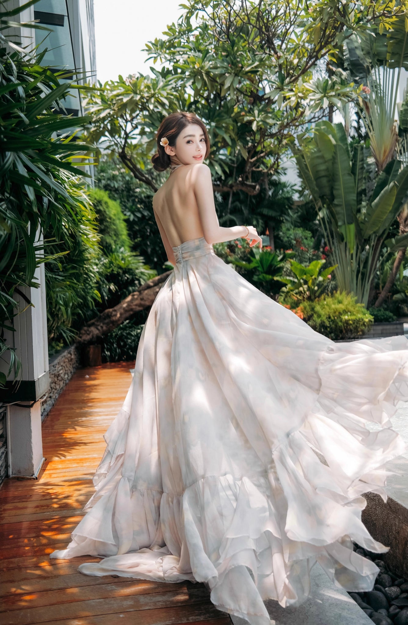 Oil painting long skirt backless blooming