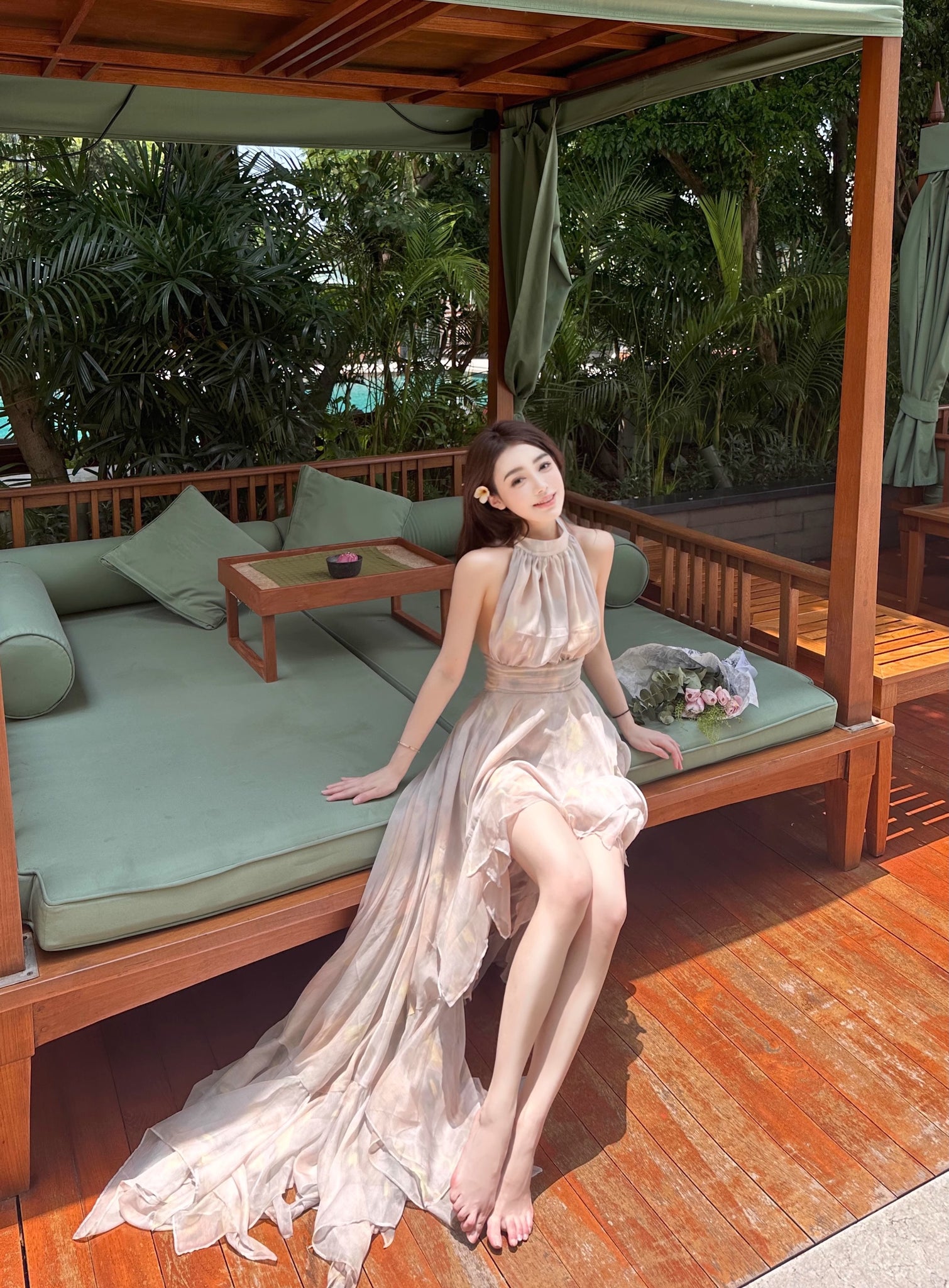 Oil painting long skirt backless blooming