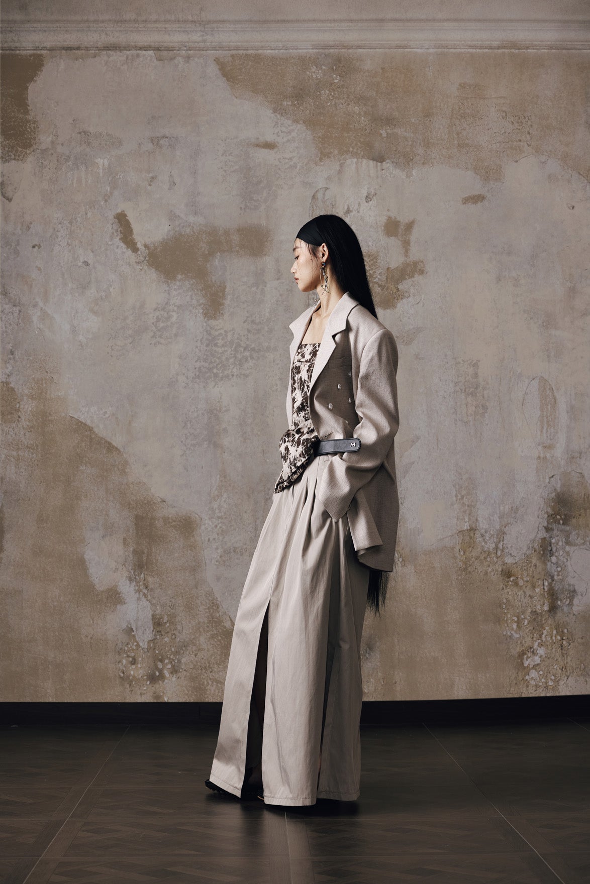 Heavy duty pearl suit