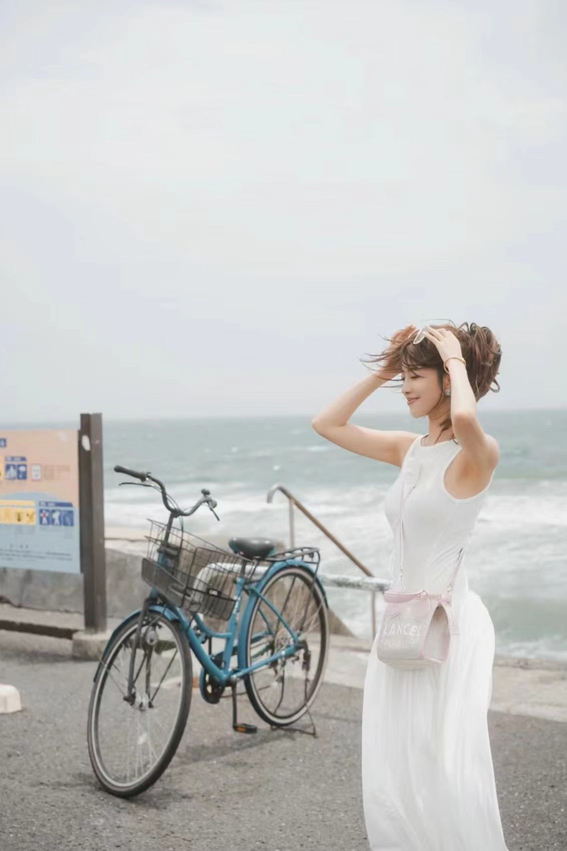 Tulip knit patchwork dress